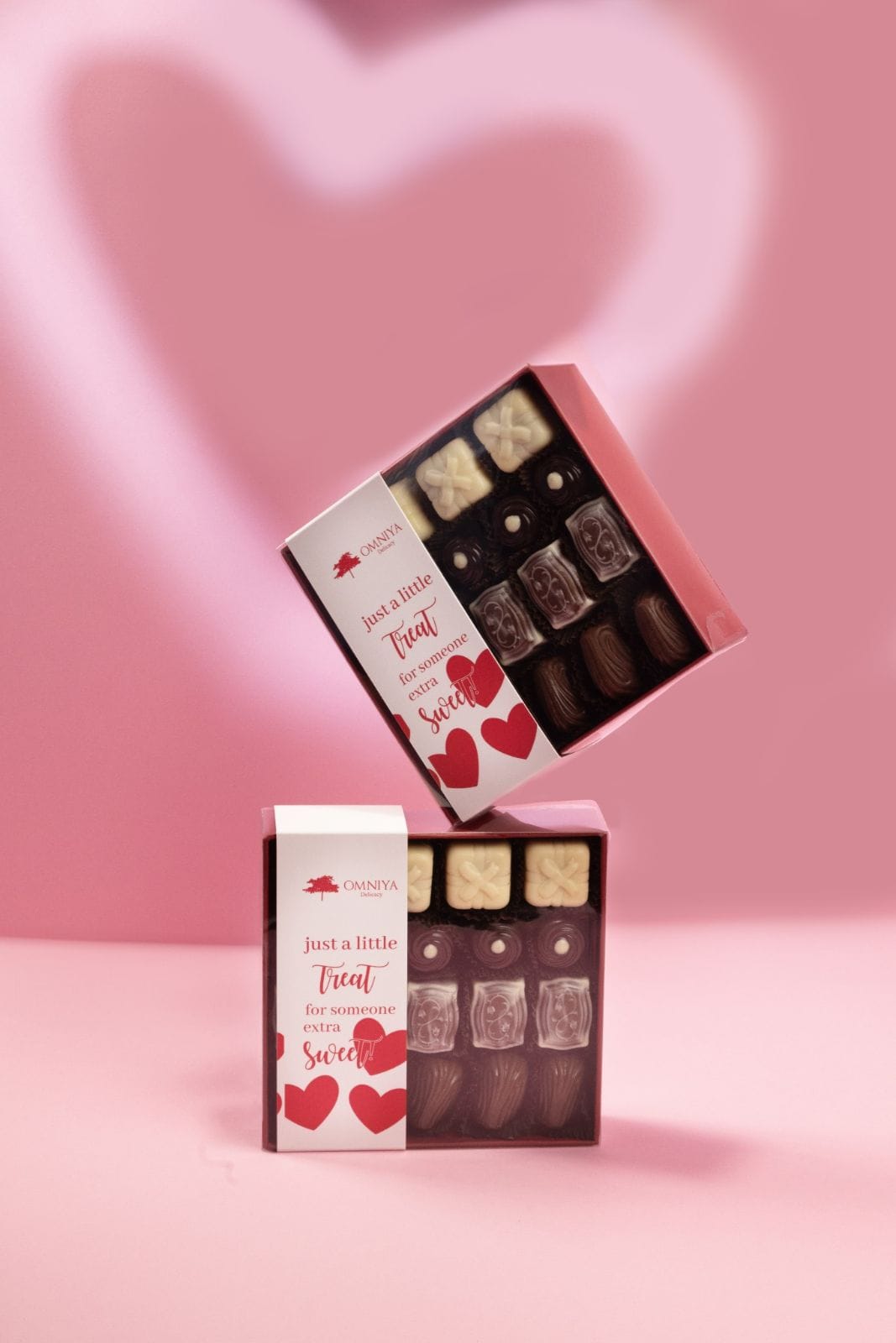 Omniya Delicacy Valentine's Chocolate Box – Elegant Assorted Chocolates with Cheesecake, Pistachio, Rice Crispy, and Caramel Delights – Perfect Gift for Loved Ones"